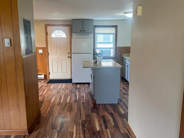 3 Jordan Rd #B — Photo 8