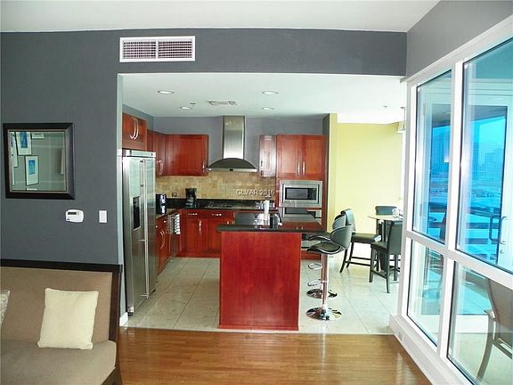 4th image of 4525 Dean Martin Dr Unit 707