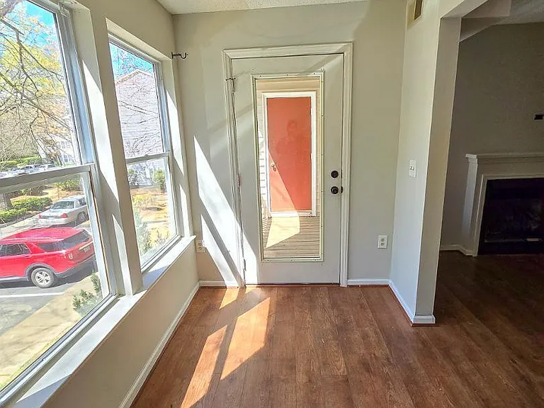 1300 Hillbrow Ln #203 — Photo 16
