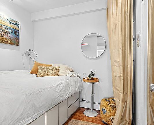 3rd image of 200 W 20th St APT 303