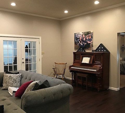 5th image of 3602 Oakridge Dr