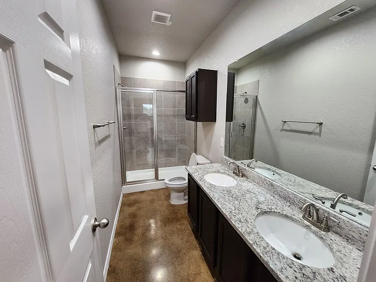 620 Heathers Way — Photo 11