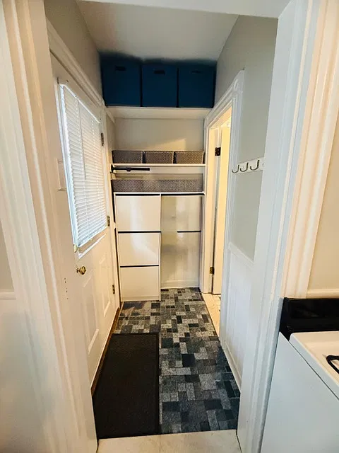 Studio, 800 sqft, $1,900 — Photo 2