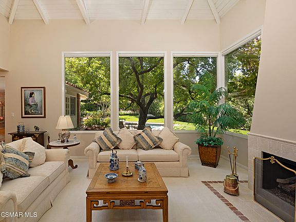 2nd image of 4333 Hunt Club Ln