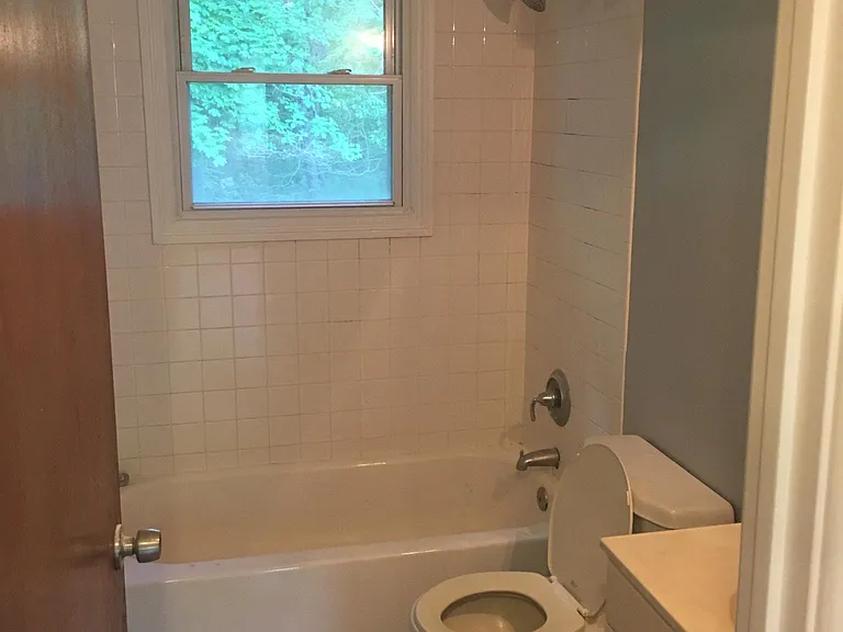 44 Briarwood Ln — Photo 13