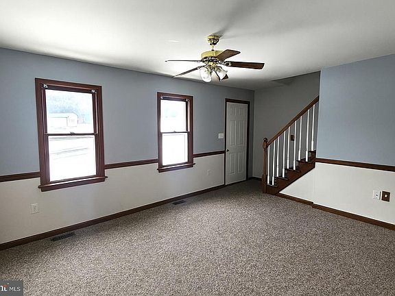 4th image of 725 Laurel View Dr