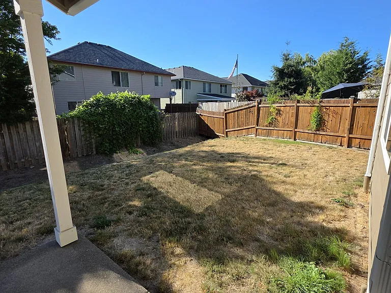 1013 Robbins Ct — Photo 15