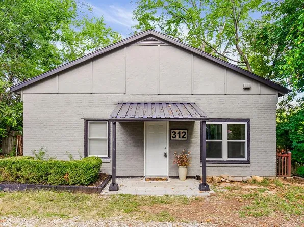 312 W Jones St, Independence, MO 64050