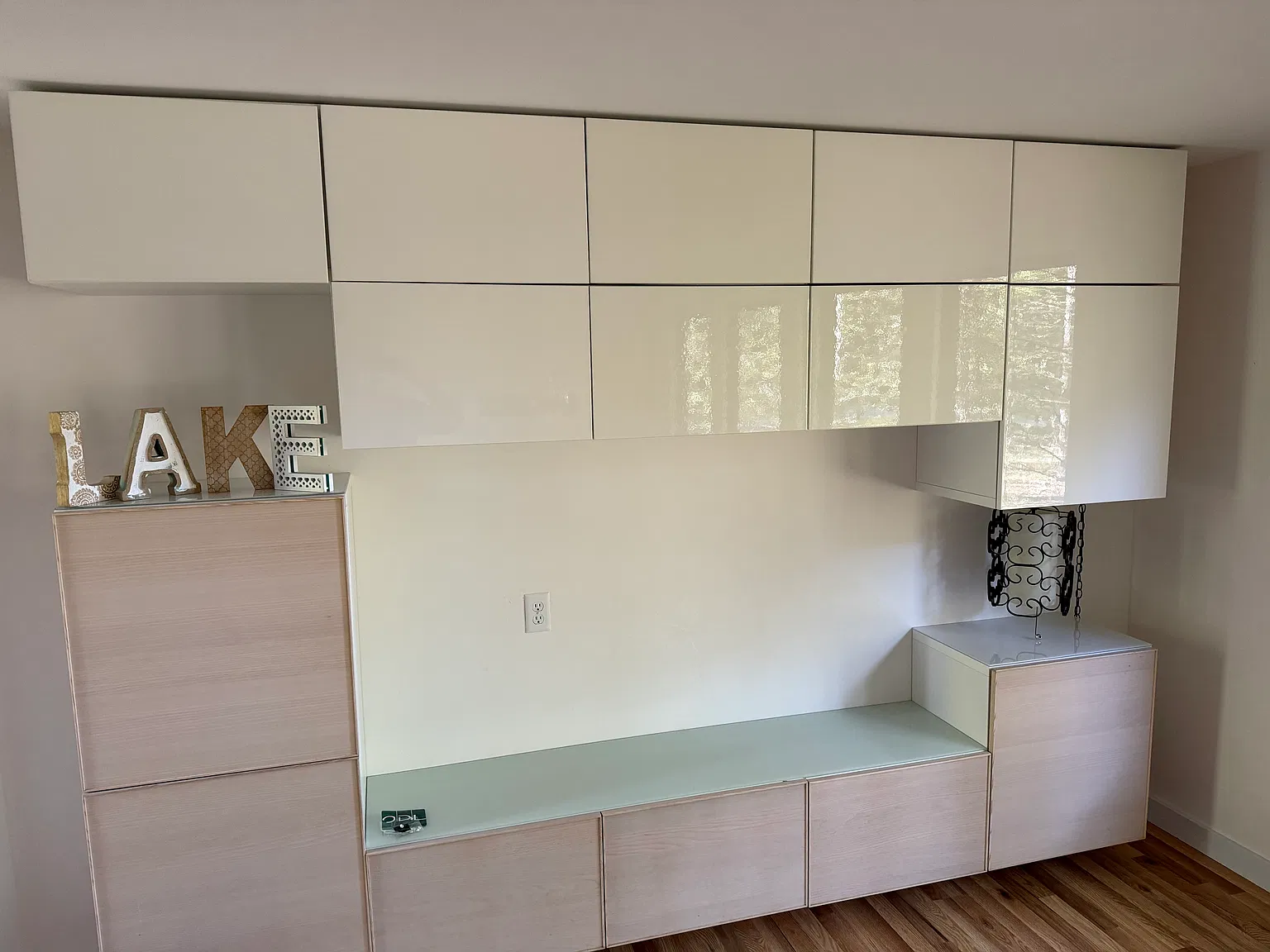 3 bed, 827 sqft, $1,900 — Photo 4
