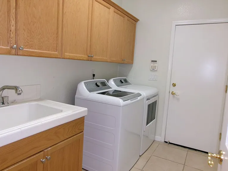 5590 Bridger Peak Dr — Photo 12