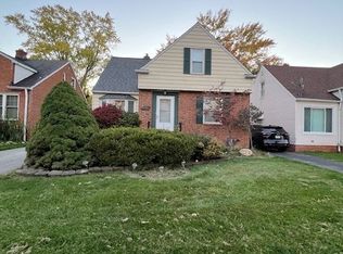 1260 Argonne Rd, South Euclid, OH 44121