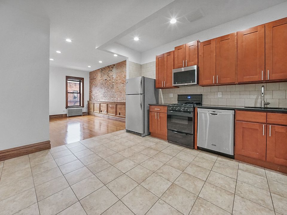 1st image of 173 15th St APT 4L
