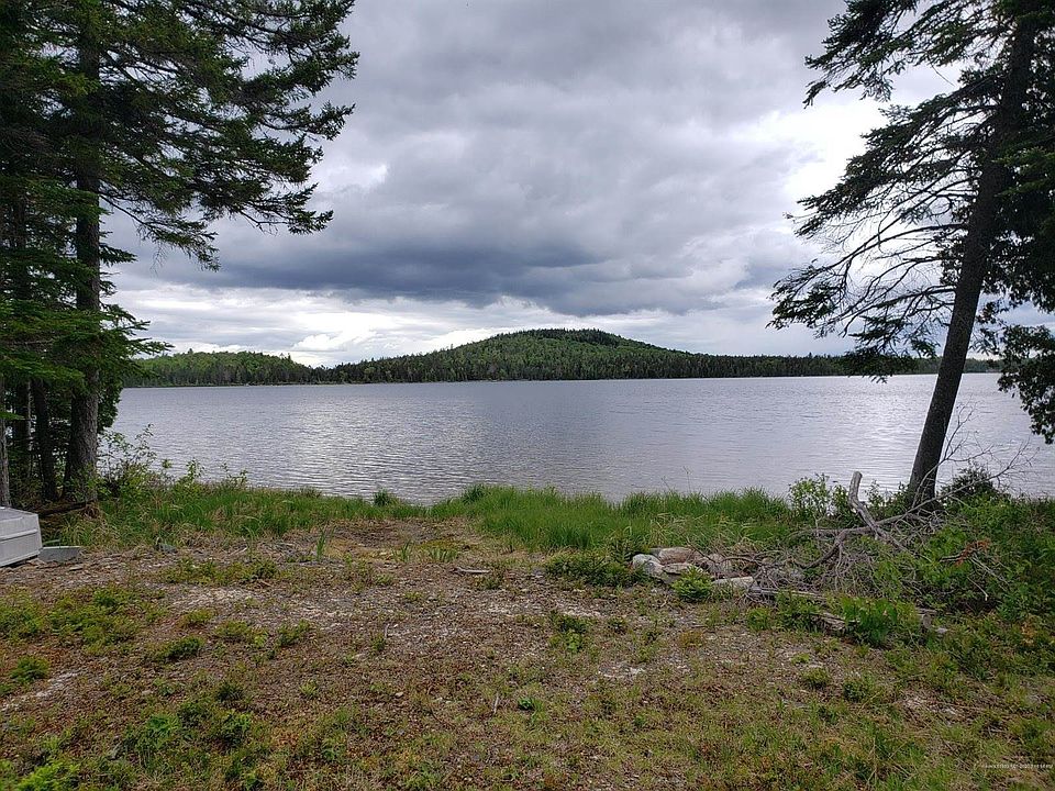 231 Grace Pond Rd, Jackman, ME 04945 | Zillow