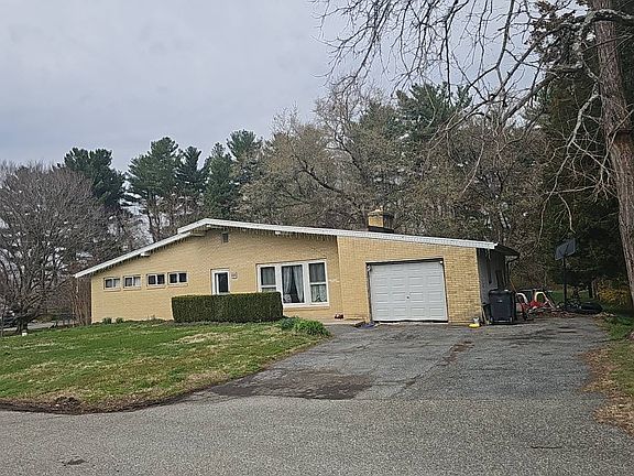 2nd image of 103 Creswell Ave