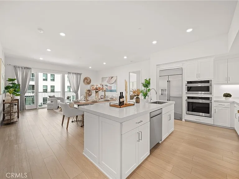 2510 Rivington — Photo 13