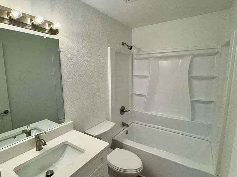 312 Missouri Ave — Photo 9