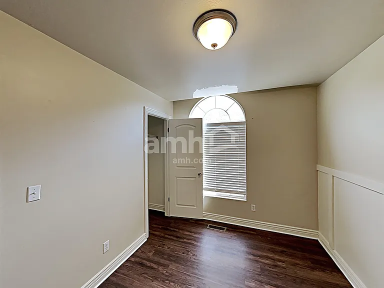 521 N Quincy Ave — Photo 9
