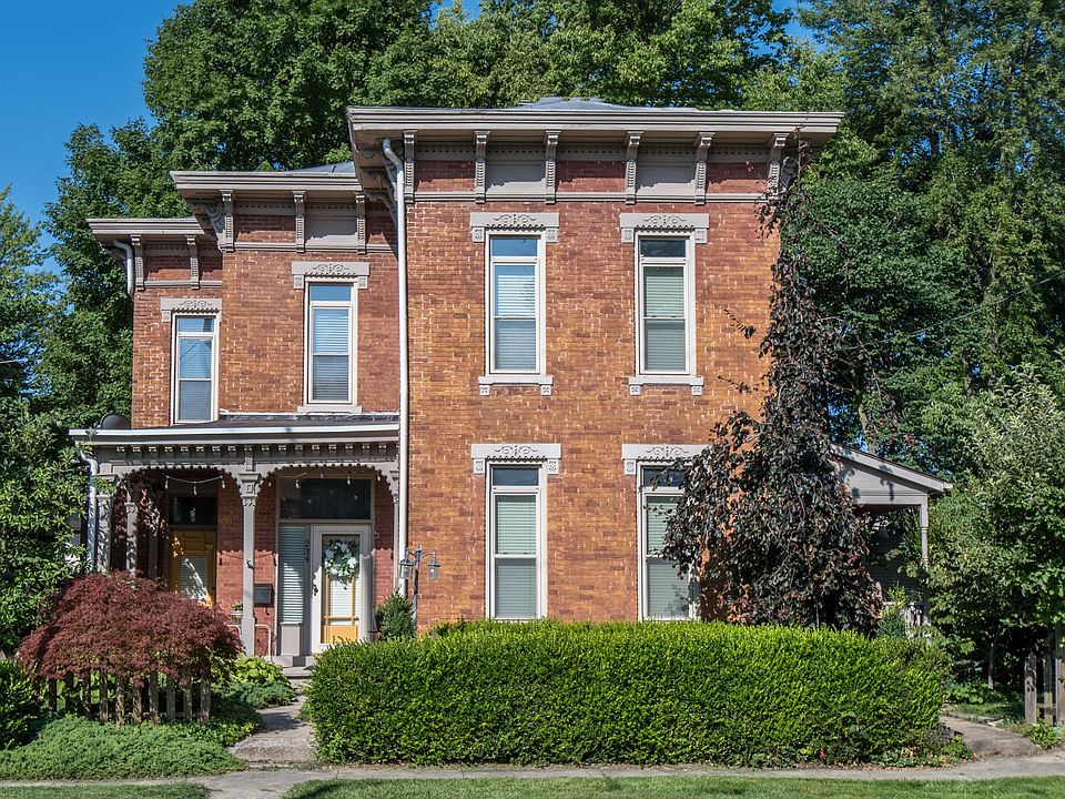 1st image of 234 S Chillicothe St