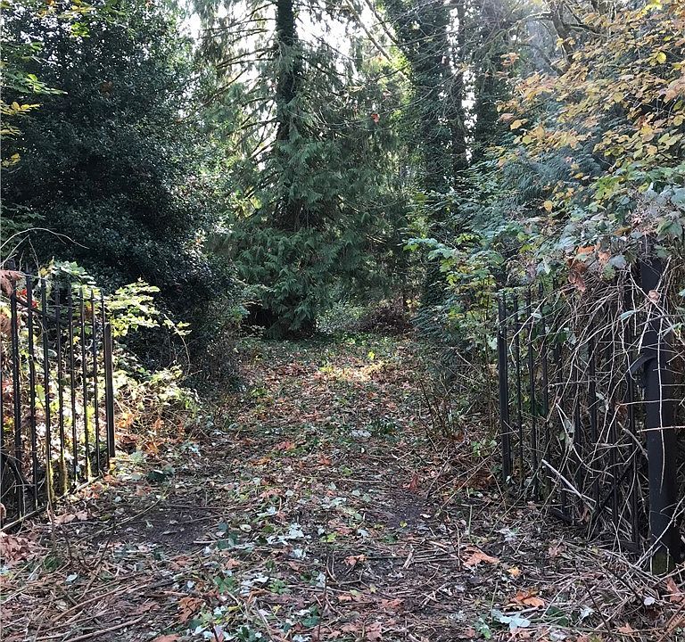 1st image of 41820 Mountain View Ln