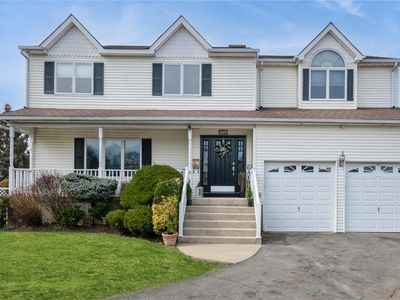 1312 Cayuga Avenue, Bellmore, NY, 11710
