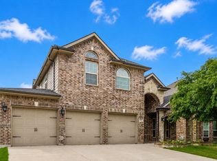 9813 Amaranth Dr, Fort Worth, TX 76177