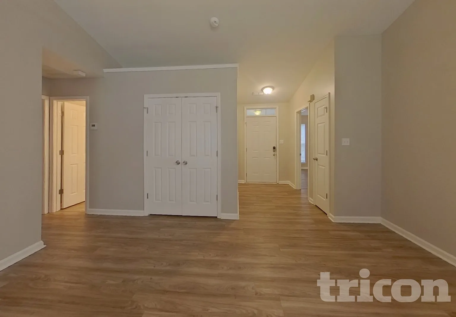 1816 Oakdale Green Drive Charlotte NC — Photo 2