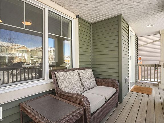 3rd image of 2604 Coughlan Rd SW