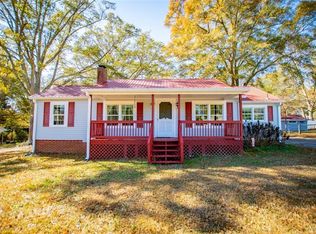 16 Garrett Ave, Bremen, GA 30110