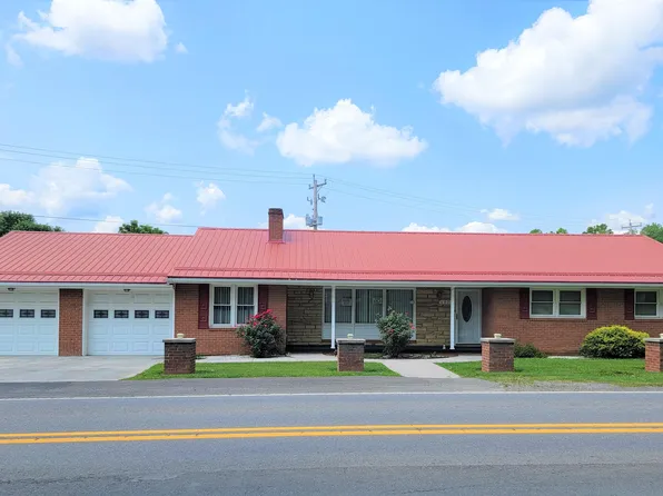 187 Water St, Peterstown, WV 24963