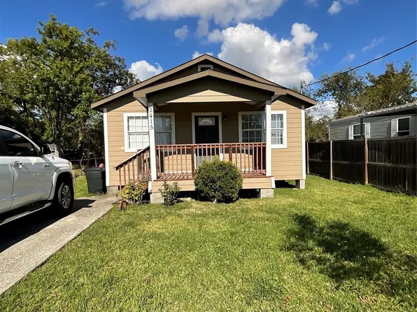 2515 Harris St, Baytown, TX 77521