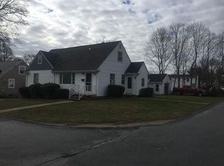 369 Hillside Ave, Somerset, MA 02726