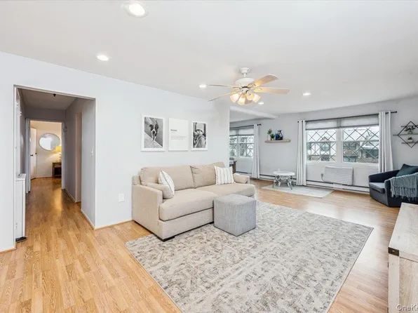 570 Sierra Vista Lane #570, Valley Cottage, NY 10989