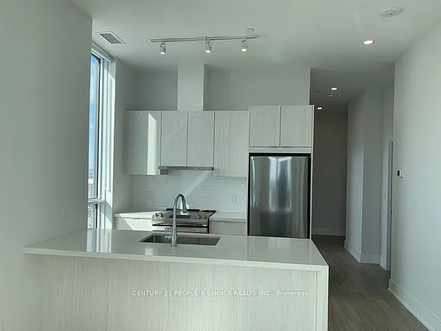 430 Square One Dr #Penthouse 05 — Photo 8