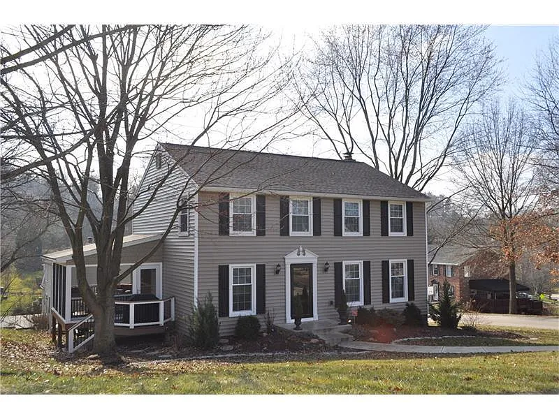 1213 Ridgewood Rd photo 1