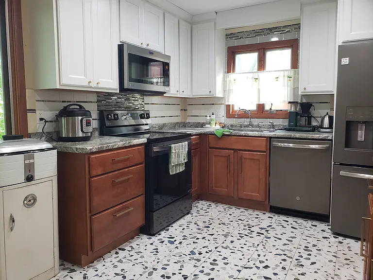 3314 Quincy Ave — Photo 4