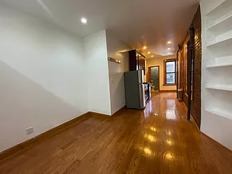 Rented by Best Apartments North Inc