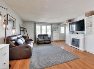 64 Harvest Ct, Kitchener, ON N2P1T3