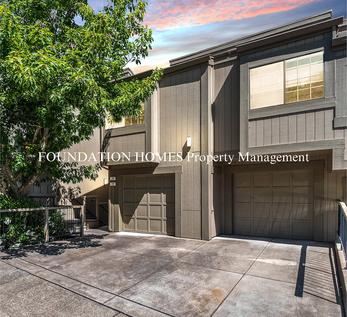 130 Pelican Ln photo 1