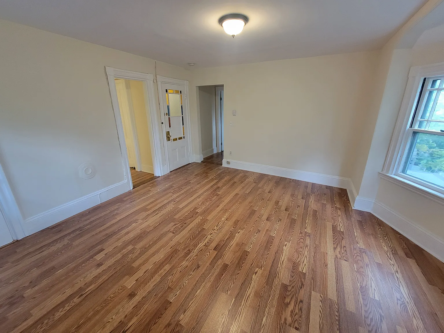 1 bed, 550 sqft, $2,700 — Photo 2