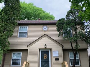 738 Brown St, Bettendorf, IA 52722