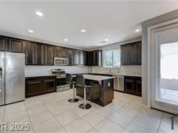 6276 Point Isabel Way