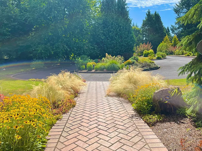 NE 130th Ave — Photo 6