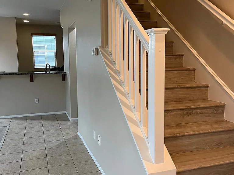 1429 Ledgestone Ln — Photo 11