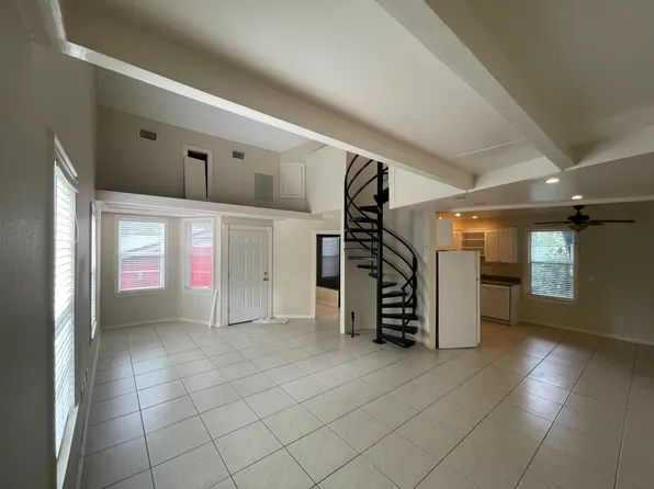 29 N Lawsona Blvd, Orlando, FL 32801