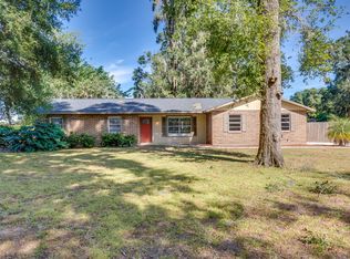 2108 Arch McDonald Dr, Dover, FL 33527