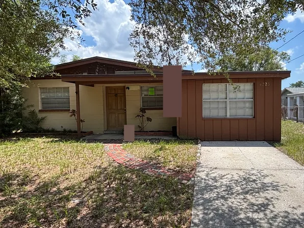 4223 E Sandalwood Cir S, Tampa, FL 33617