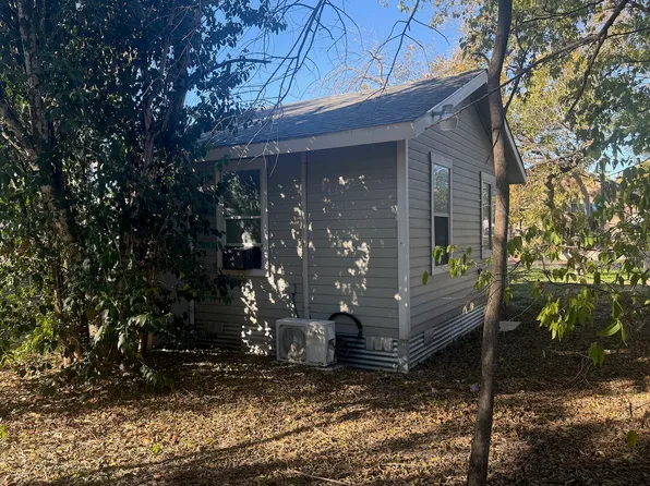 4810 John Victor Dr #2, San Antonio, TX 78220