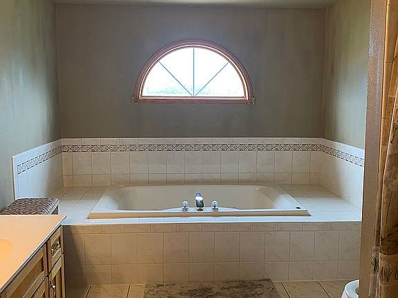 5th image of 2377 Cattlemen Dr