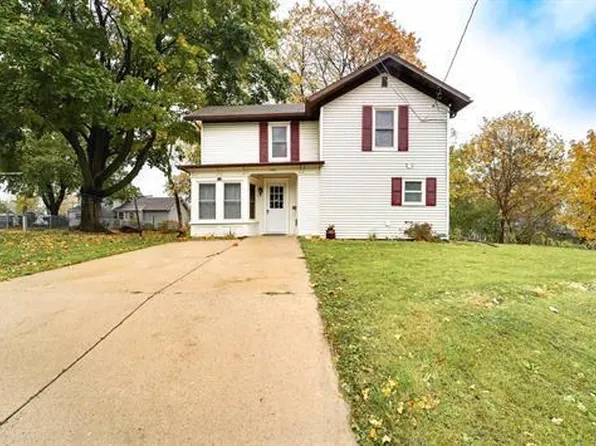 208 South 7th Street, Stoughton, WI 53589