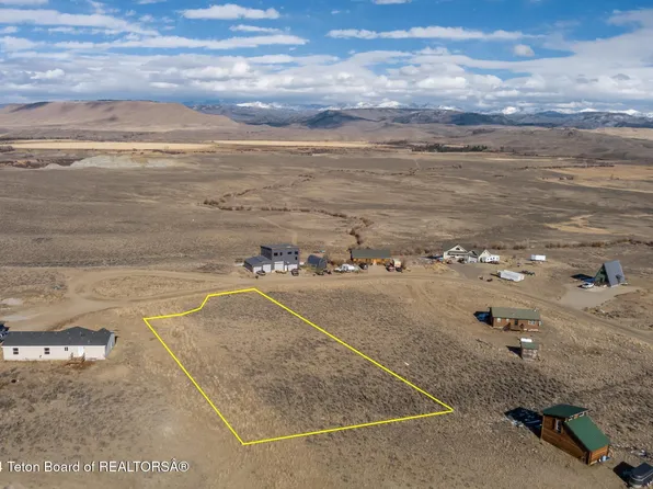 125 Merrimac Trl, Boulder, WY 82923